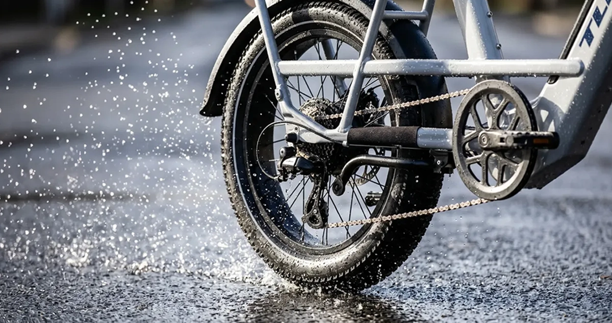 How to Ride an E-Bike in the Rain